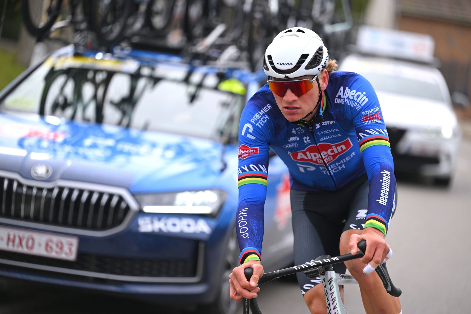 ‘Ciao’ – peloton prepares for Mathieu van der Poel attack at E3 Saxo Classic, despite hand injury ‘Ciao’ – peloton prepares for Mathieu van der Poel attack at E3 Saxo Classic, despite hand injury