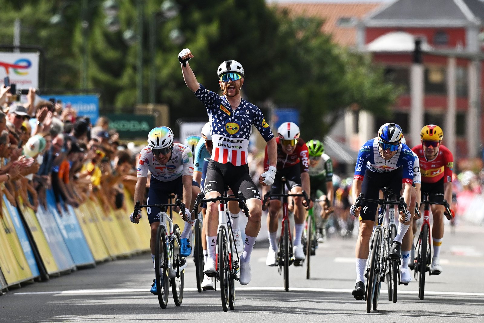 Quinn Simmons escapes to victory on stage 4 of the Tour Auvergne-Rhône-Alpes as breakaway just makes it Quinn Simmons escapes to victory on stage 4 of the Tour Auvergne-Rhône-Alpes as breakaway just makes it