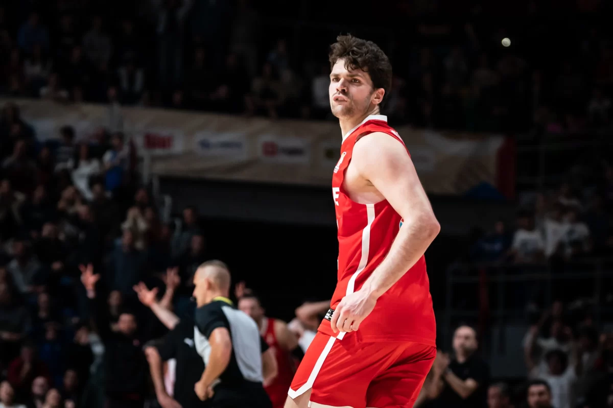 Tarik Biberovic turns down M NCAA offer Tarik Biberovic turns down M NCAA offer