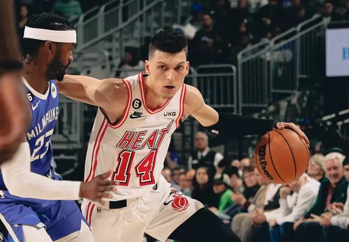Bam Adebayo leaves mark under Tyler Herro’s eye Bam Adebayo leaves mark under Tyler Herro’s eye