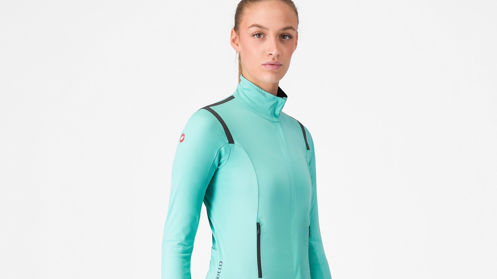Castelli says “Performance cycling will never be the same again” with what it hopes is your new best waterproof cycling jacket
