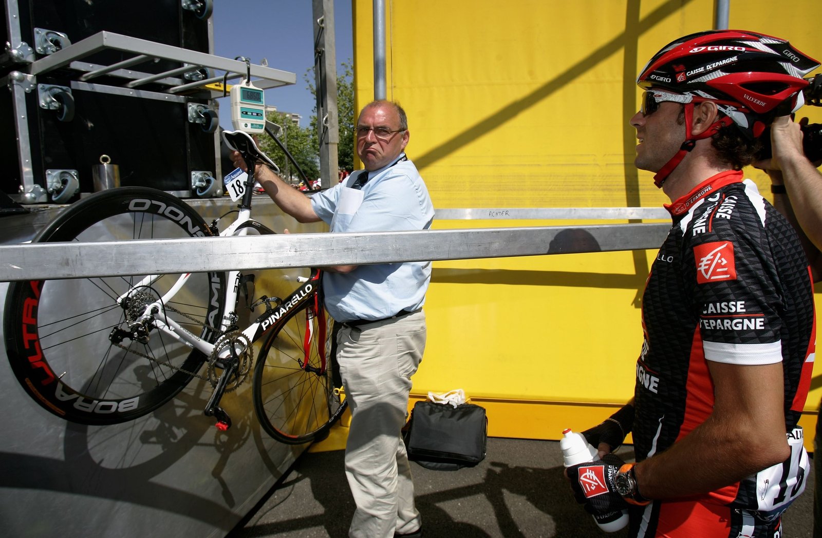 ‘Now everyone knows these bikes are very light. Shame the athlete had to pay so harshly for that’: Undercover Mechanic on that Grio d’Italia Women disqualification ‘Now everyone knows these bikes are very light. Shame the athlete had to pay so harshly for that’: Undercover Mechanic on that Grio d’Italia Women disqualification