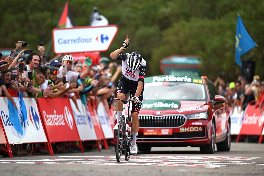 Marc Soler wins Vuelta stage 14 from breakaway as Joao Almeida and Jonas Vingegaard deadlocked once more