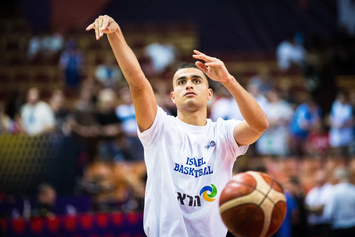 Hapoel Tel Aviv offers 8 million to Yam Madar Hapoel Tel Aviv offers 8 million to Yam Madar