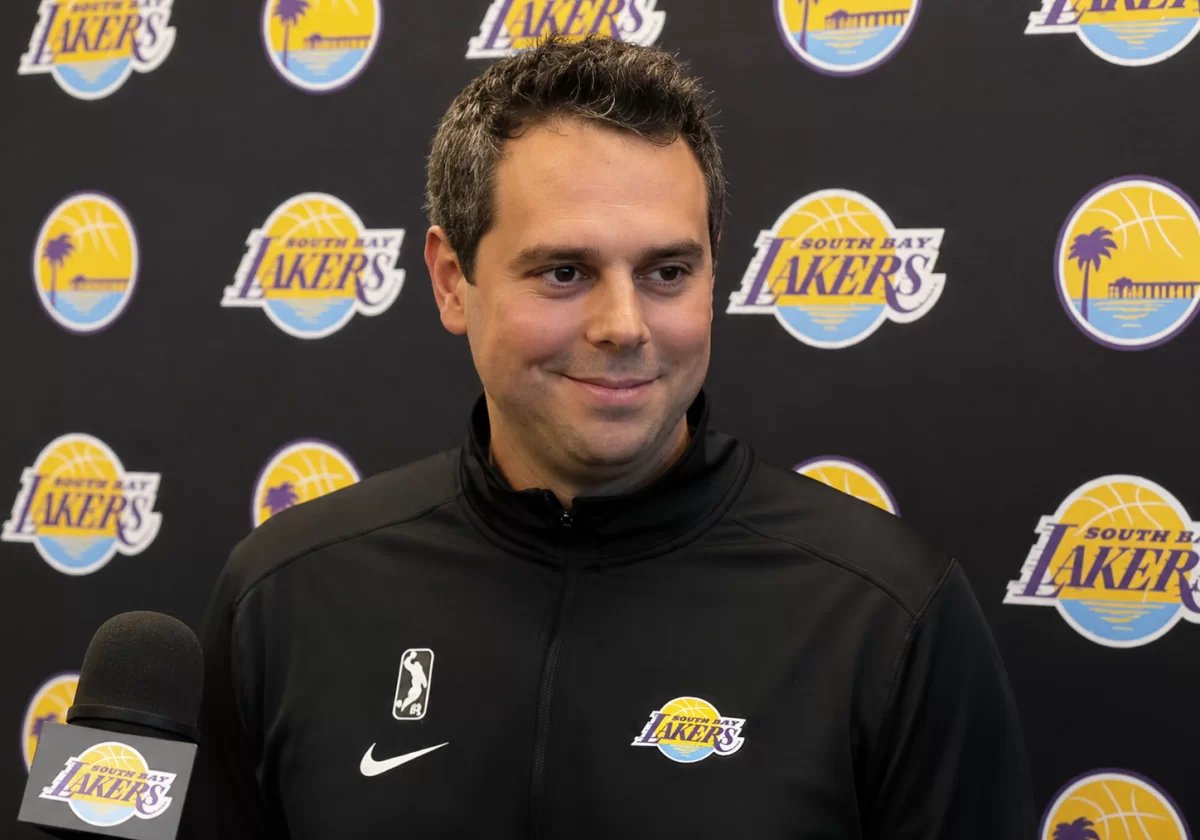 Lakers promote Zach Guthrie to assistant coach Lakers promote Zach Guthrie to assistant coach