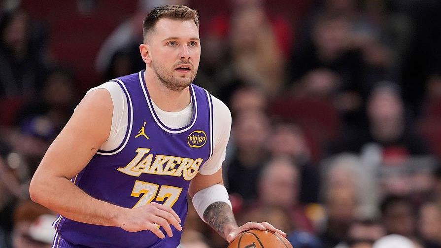 Doncic’s scoring streak continues as Lakers beat Bulls Doncic’s scoring streak continues as Lakers beat Bulls