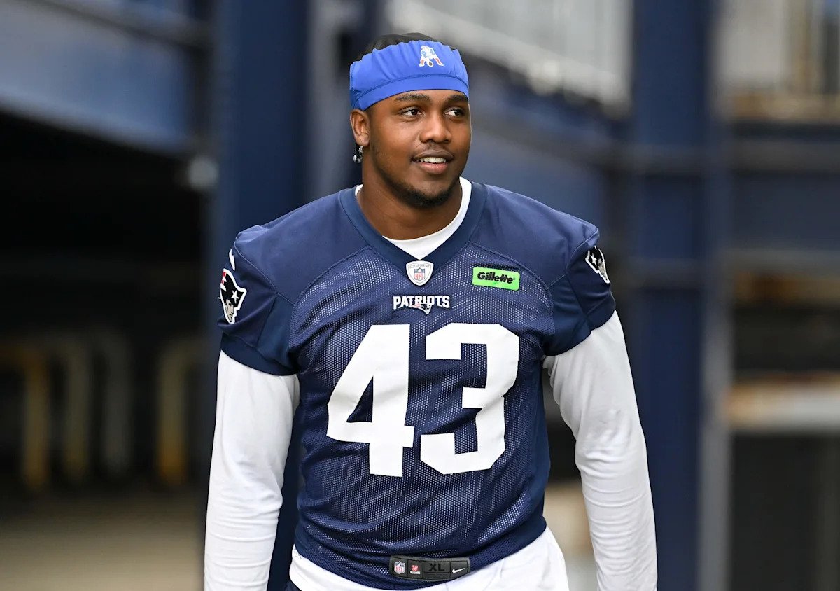 Edge competition stands out among Patriots training camp battles Edge competition stands out among Patriots training camp battles