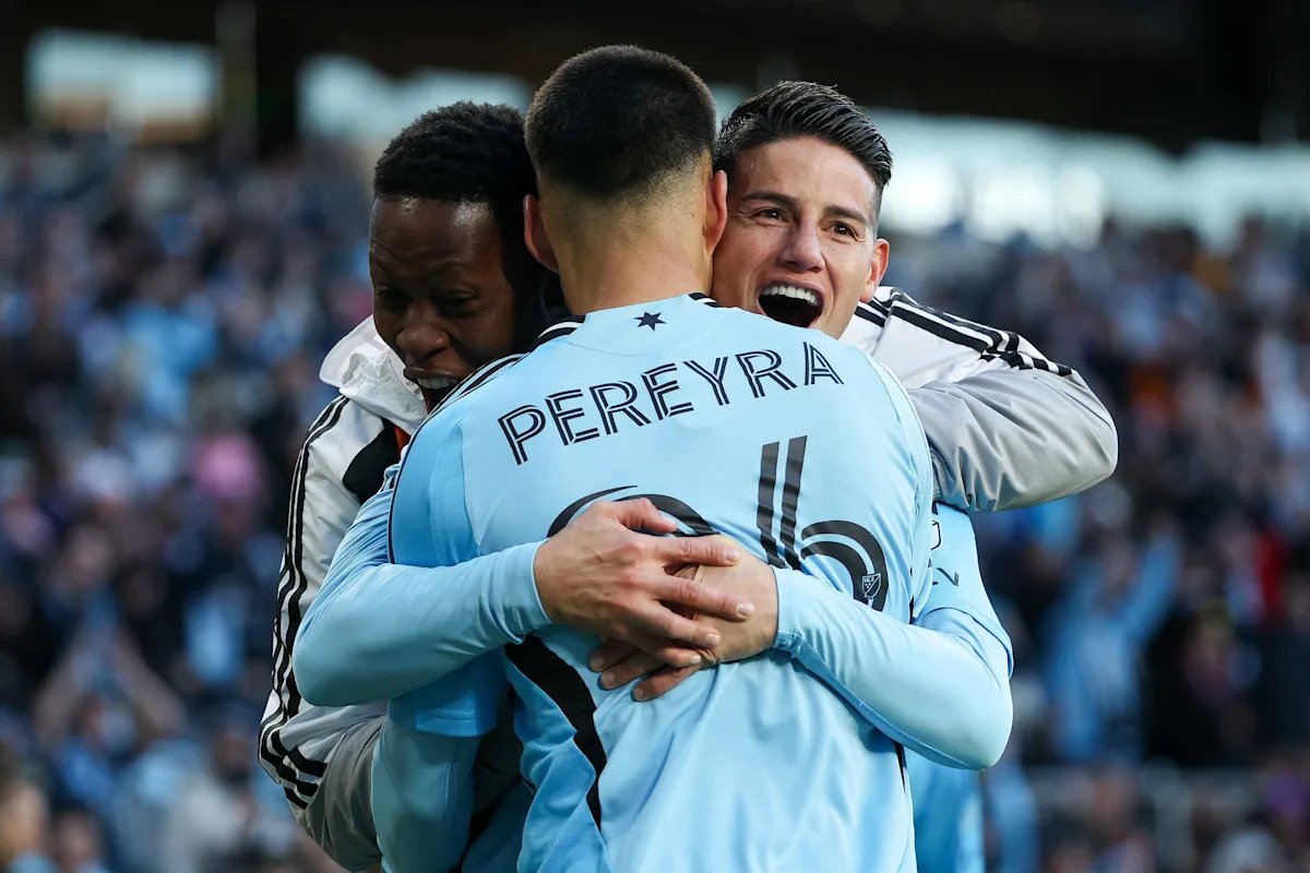 James Rodriguez dismisses retirement rumors, saying reports were to ‘get likes’ James Rodriguez dismisses retirement rumors, saying reports were to ‘get likes’