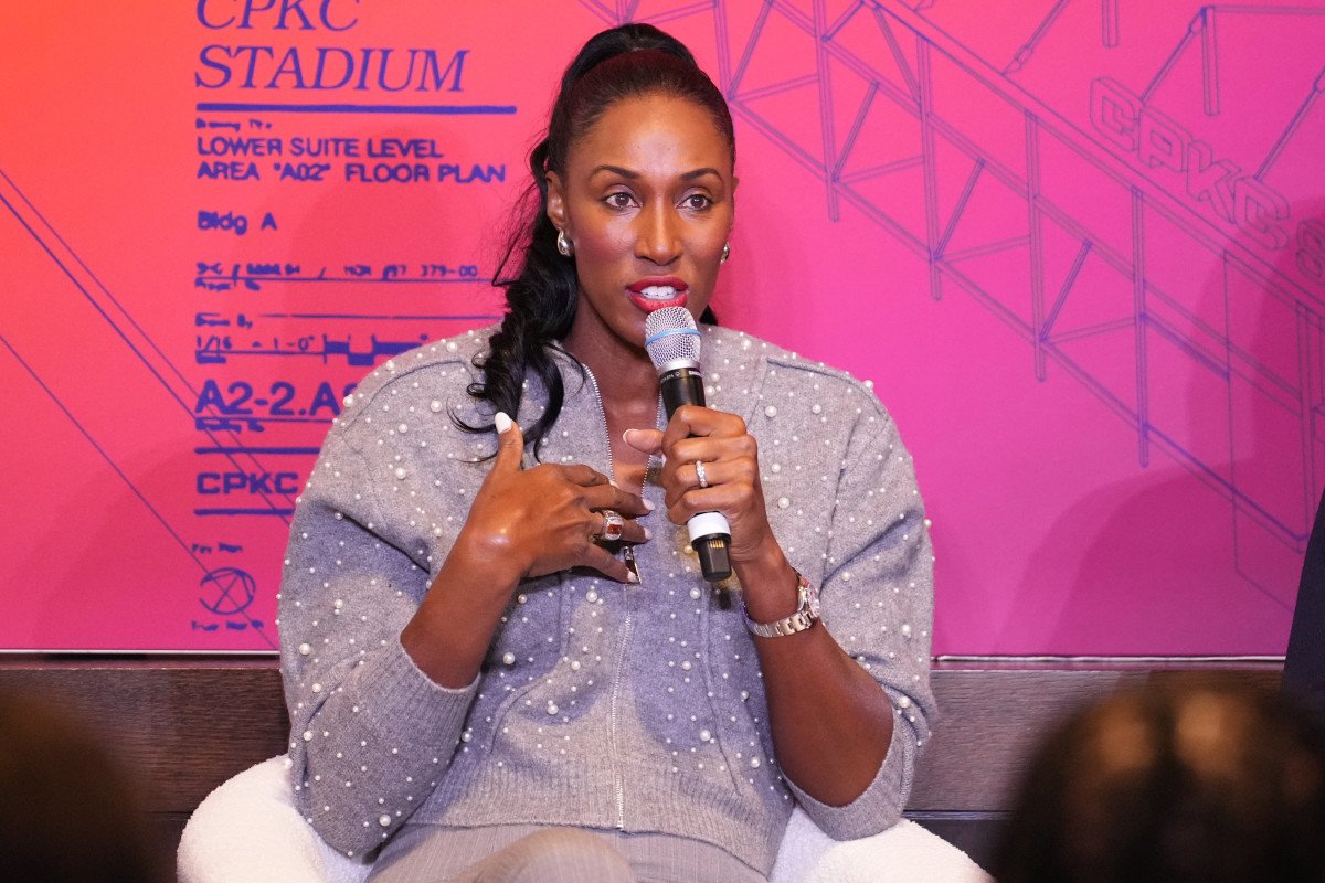 WNBA Legend Lisa Leslie Reacts to Angel Reese Off-Court Development WNBA Legend Lisa Leslie Reacts to Angel Reese Off-Court Development
