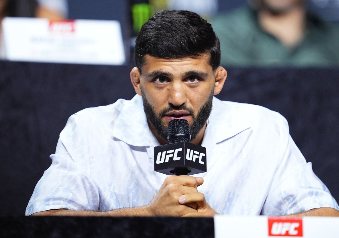 Arman Tsarukyan to Face Georgio Poullas in Grudge Rematch After Controversial Brawl Arman Tsarukyan to Face Georgio Poullas in Grudge Rematch After Controversial Brawl