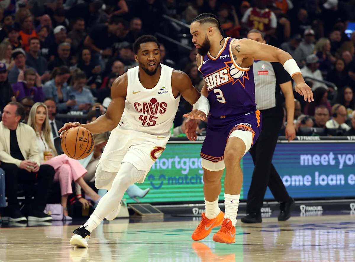 Cavs get run over by Suns in lackadaisical performance Cavs get run over by Suns in lackadaisical performance