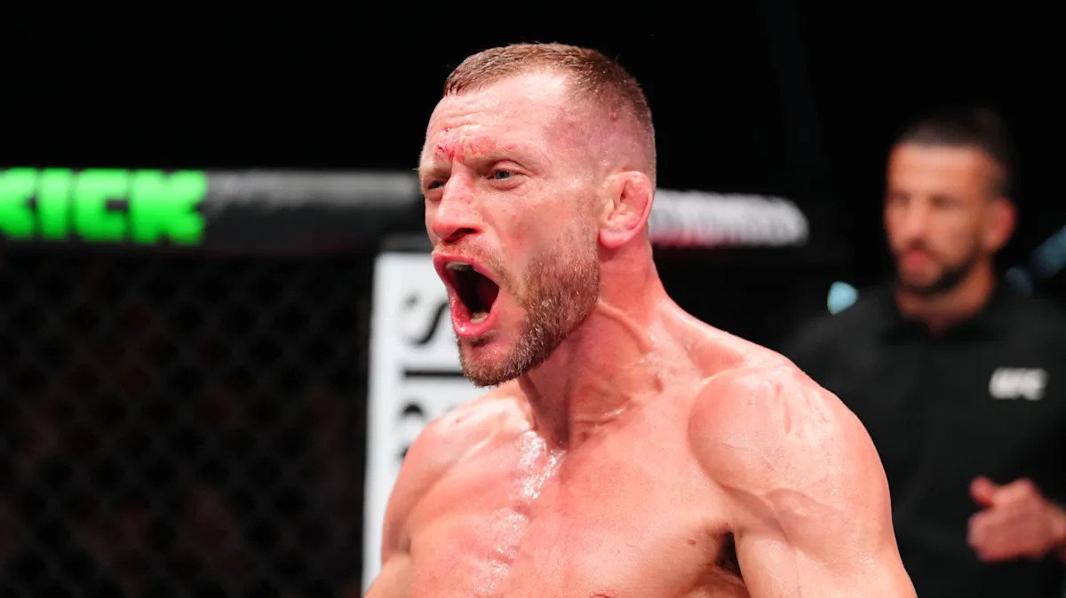 UFC Vancouver: Davey Grant is giving Father Time the fight of his life UFC Vancouver: Davey Grant is giving Father Time the fight of his life