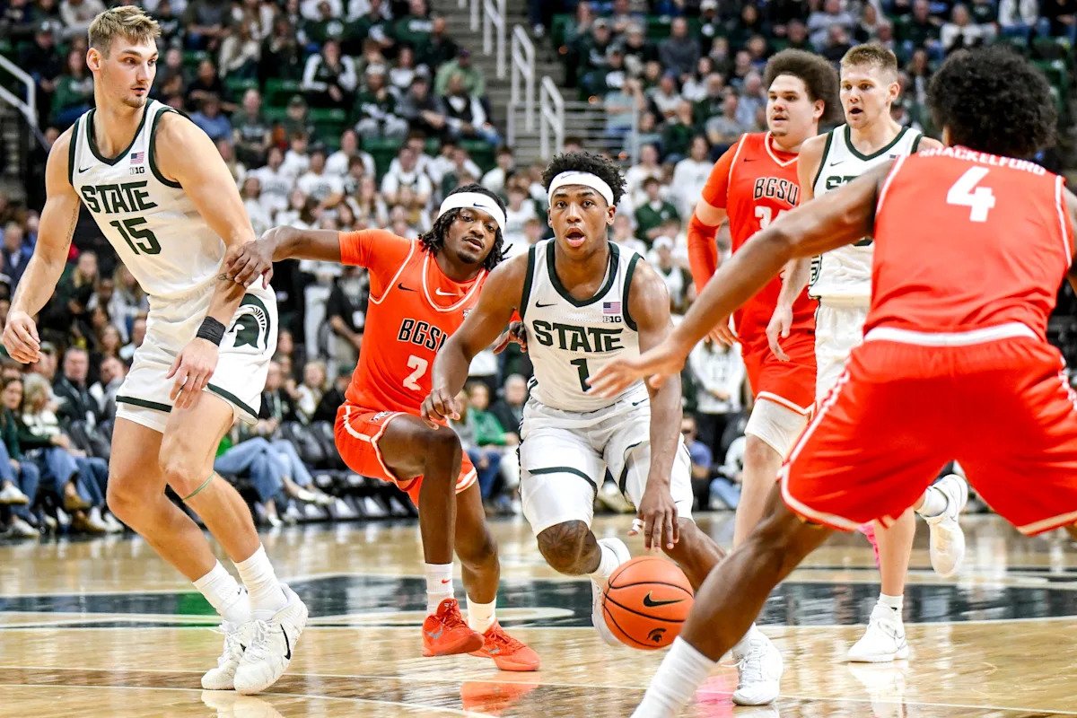 Couch: 3 quick takes on Michigan State basketball’s 75-66 exhibition win over Bowling Green Couch: 3 quick takes on Michigan State basketball’s 75-66 exhibition win over Bowling Green