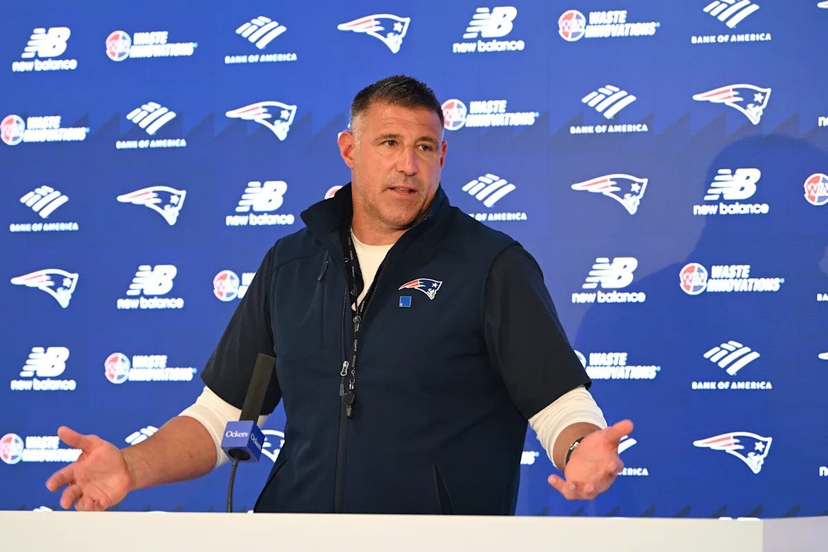 A kid reporter asked Mike Vrabel what players teach him. Here’s what he said A kid reporter asked Mike Vrabel what players teach him. Here’s what he said