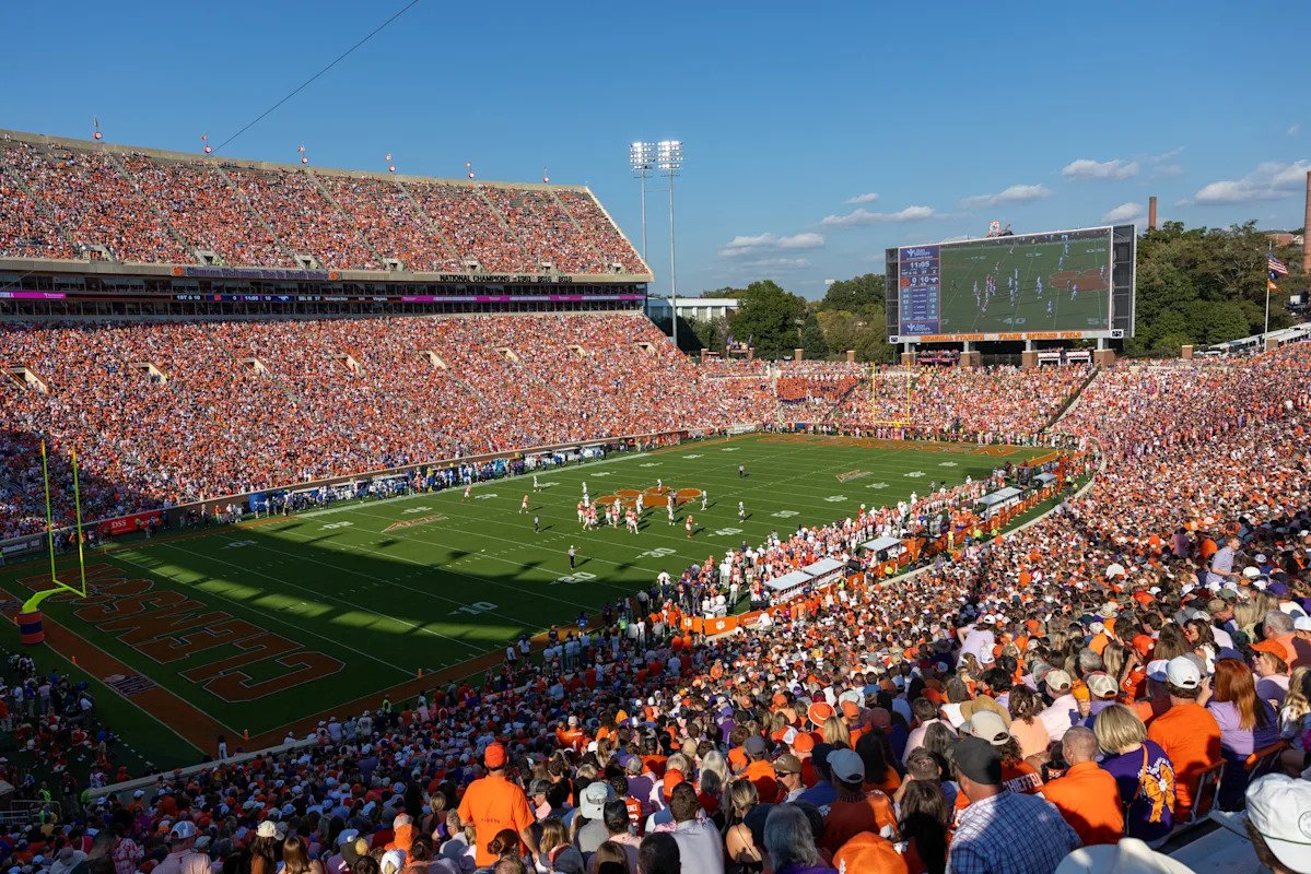Ranking all 17 ACC football stadiums from worst to first Ranking all 17 ACC football stadiums from worst to first
