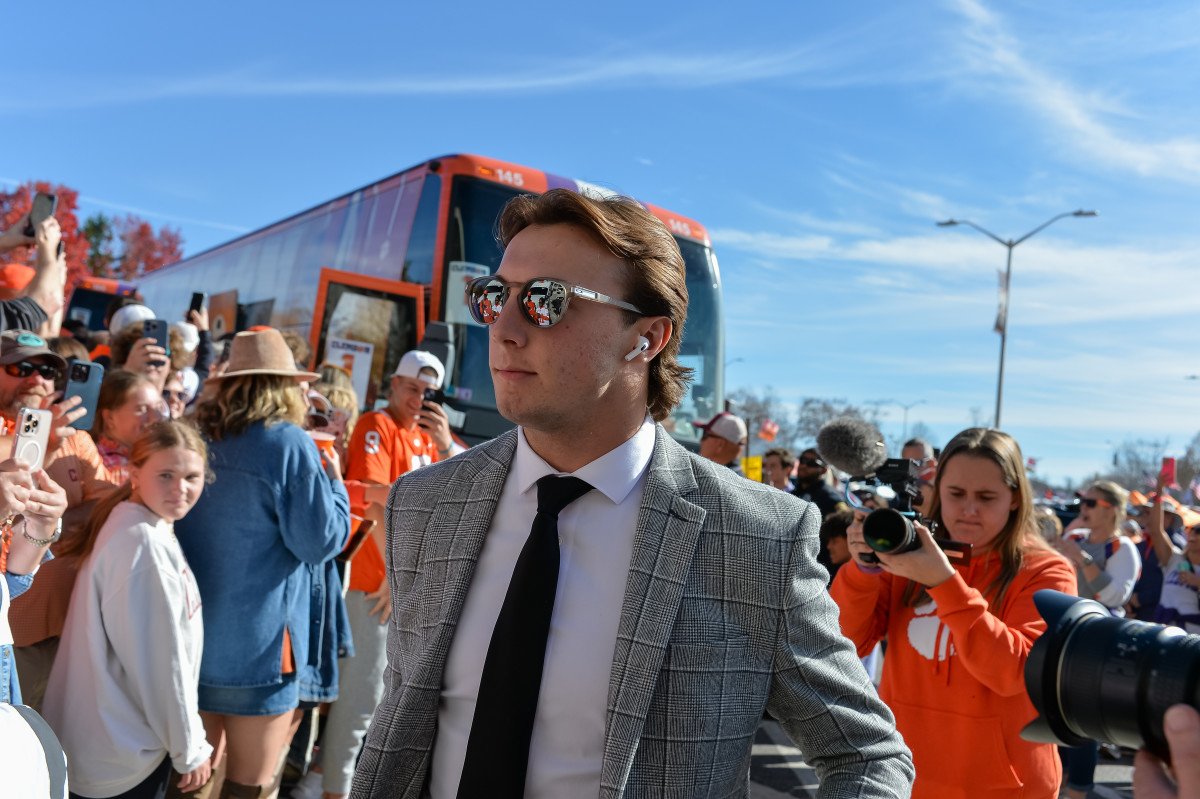 ESPN Reveals No. 1 Heisman Trophy Contender In College Football ESPN Reveals No. 1 Heisman Trophy Contender In College Football