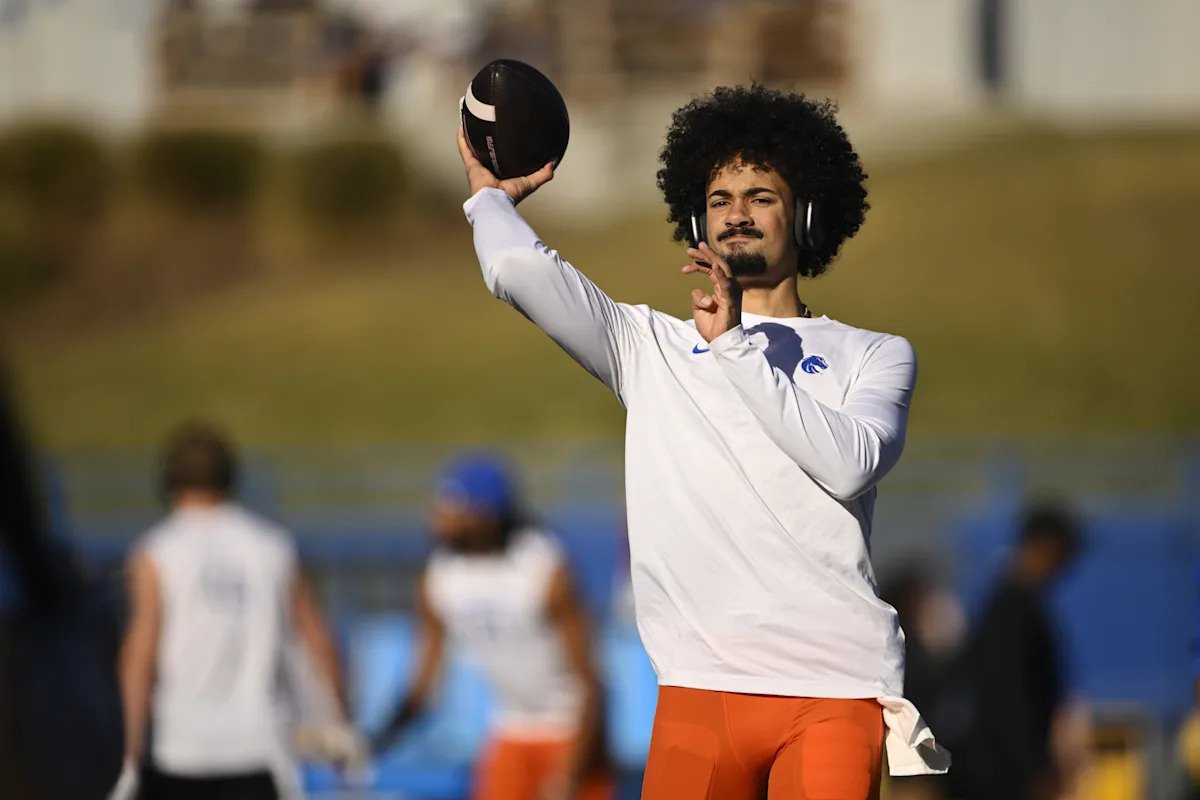 Longhorns Daily News: Texas’ DeAndre Moore, UTEP’s Malachi Nelson have history