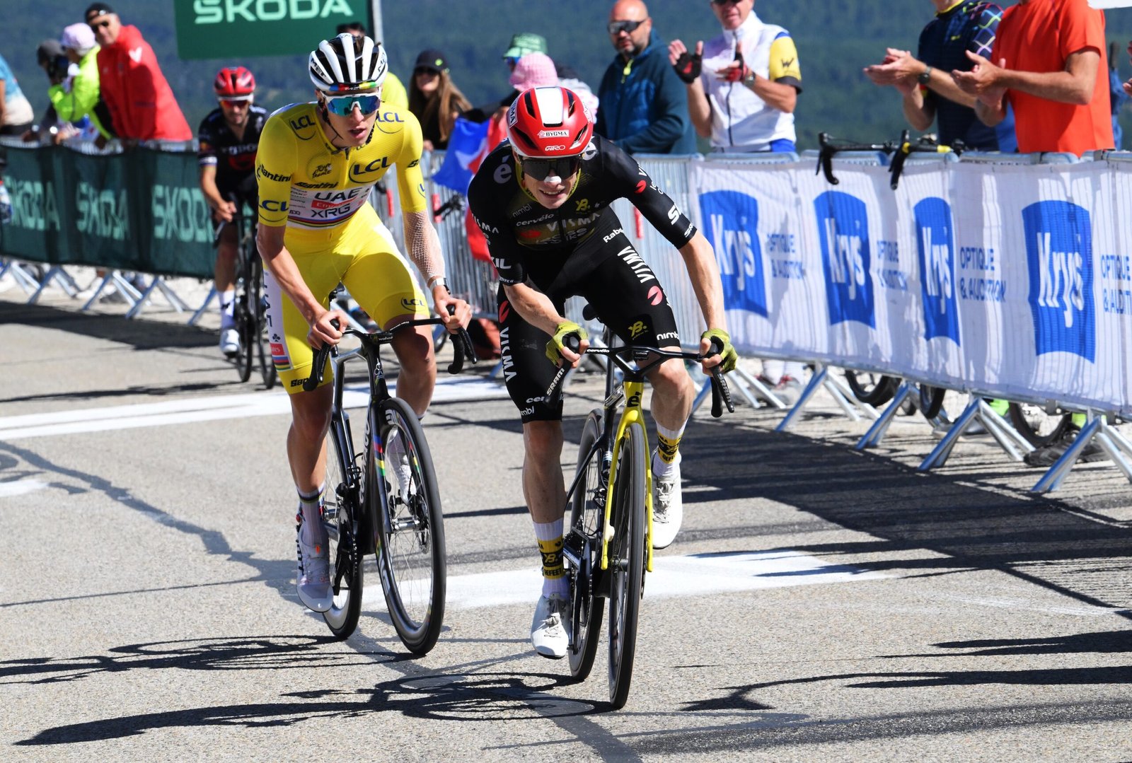 ‘People in the finish area should use their eyes a bit more’ – Jonas Vingegaard crashes into photographer after finishing Tour de France Ventoux stage