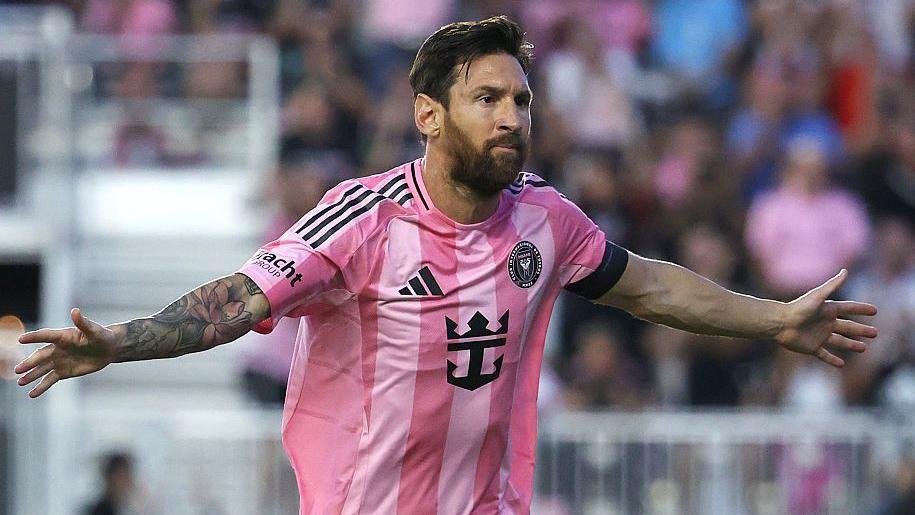 Messi extends MLS record with double in Miami win Messi extends MLS record with double in Miami win