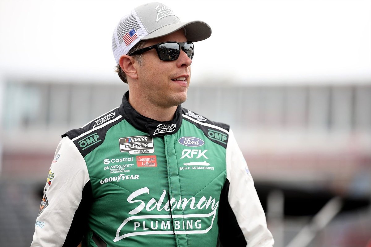 Brad Keselowski on pole for All-Star Race, McDowell’s pit crew wins 0,000 bonus Brad Keselowski on pole for All-Star Race, McDowell’s pit crew wins 0,000 bonus