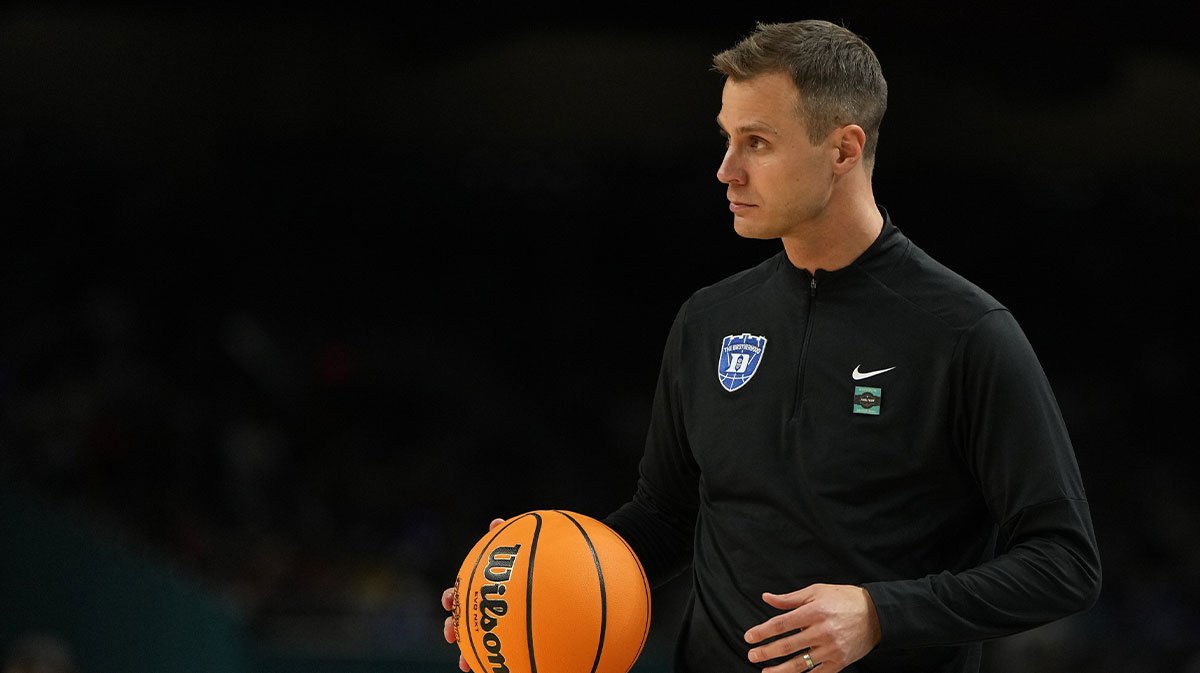Duke Blue Devils bid coach goodbye after 27 seasons Duke Blue Devils bid coach goodbye after 27 seasons