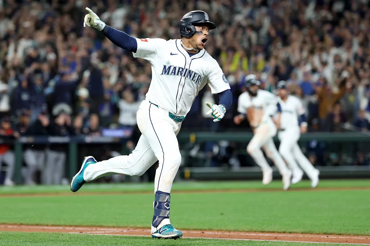 Toronto Blue Jays vs. Seattle Mariners: How to watch Game 2 of the ALCS, channel, and everything else you need to know Toronto Blue Jays vs. Seattle Mariners: How to watch Game 2 of the ALCS, channel, and everything else you need to know
