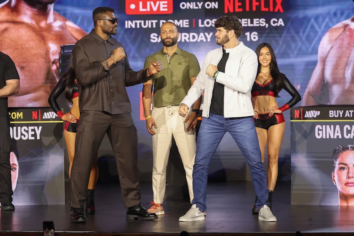 Ronda Rousey vs. Gina Carano bout boosts pay for undercard fighters Ronda Rousey vs. Gina Carano bout boosts pay for undercard fighters