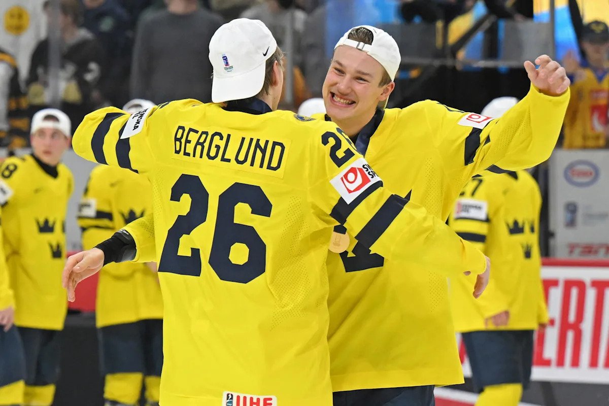 Flyers Land Major Steal in New NHL Mock Draft Flyers Land Major Steal in New NHL Mock Draft