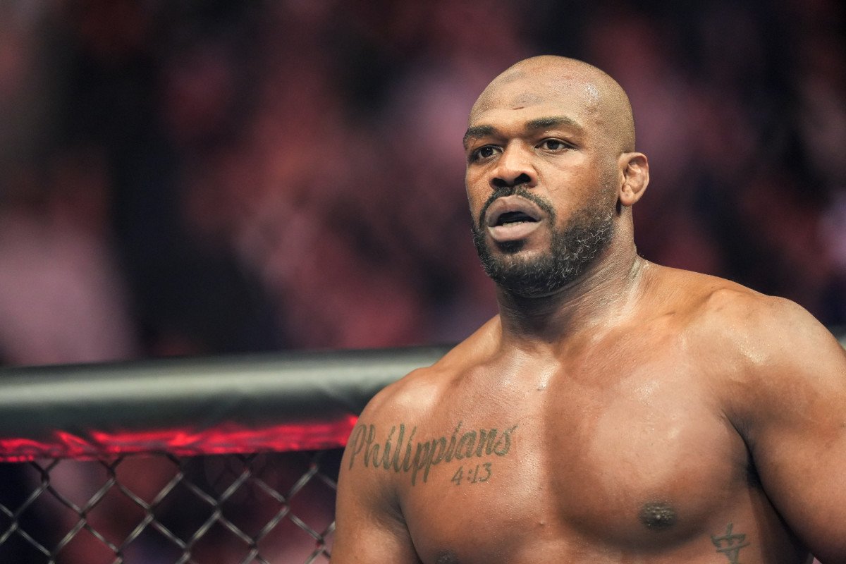 UFC Legend Jon Jones Has 5-Word Question For President Trump UFC Legend Jon Jones Has 5-Word Question For President Trump