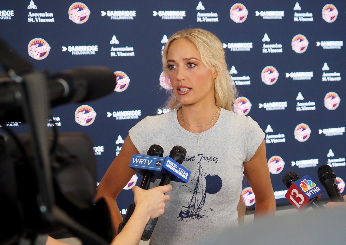 WNBA Star Sophie Cunningham Issues Apology WNBA Star Sophie Cunningham Issues Apology