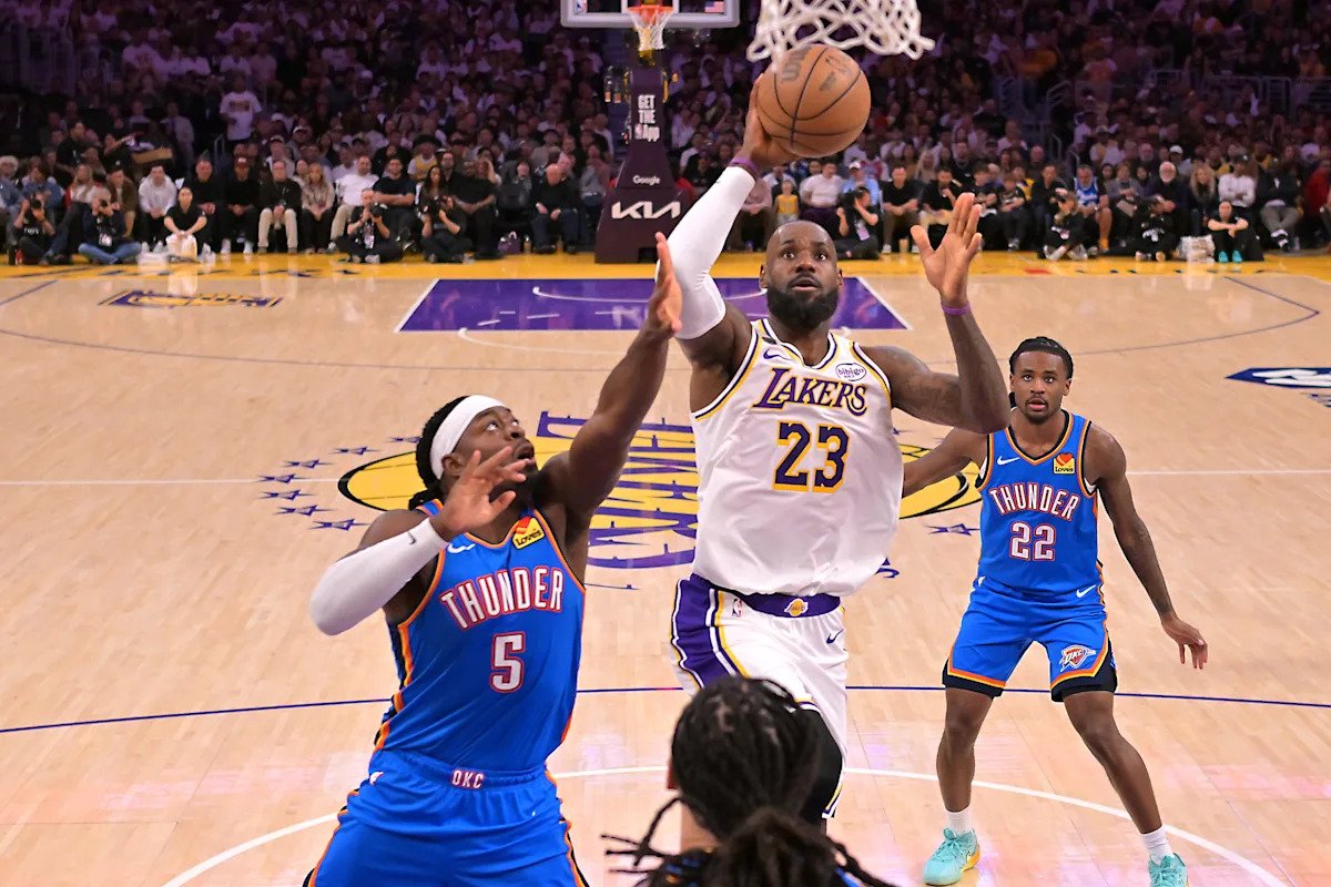 Latest on LeBron James: ‘It’s decision time,’ says NBA insider Latest on LeBron James: ‘It’s decision time,’ says NBA insider