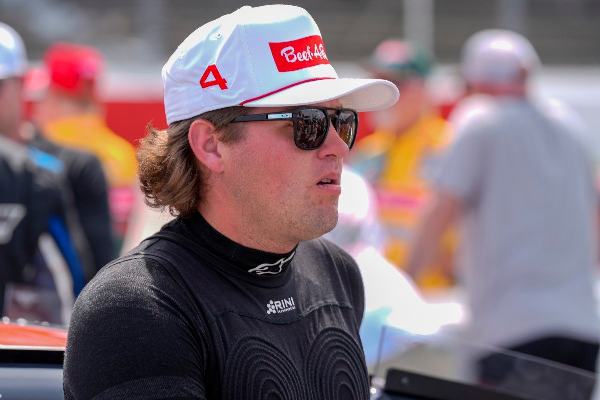 Noah Gragson Cusses on Live TV, Then Calls Out Cup Series Stars for Being Boring Noah Gragson Cusses on Live TV, Then Calls Out Cup Series Stars for Being Boring