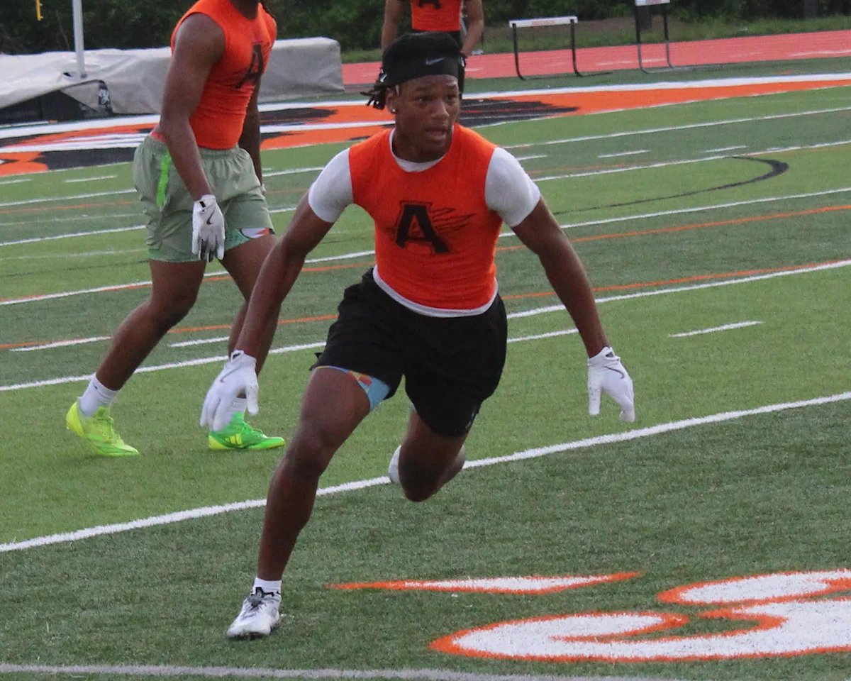 Meet Anderson football’s Ace Alston and Antwoine Higgins, with nearly 70 college offers Meet Anderson football’s Ace Alston and Antwoine Higgins, with nearly 70 college offers