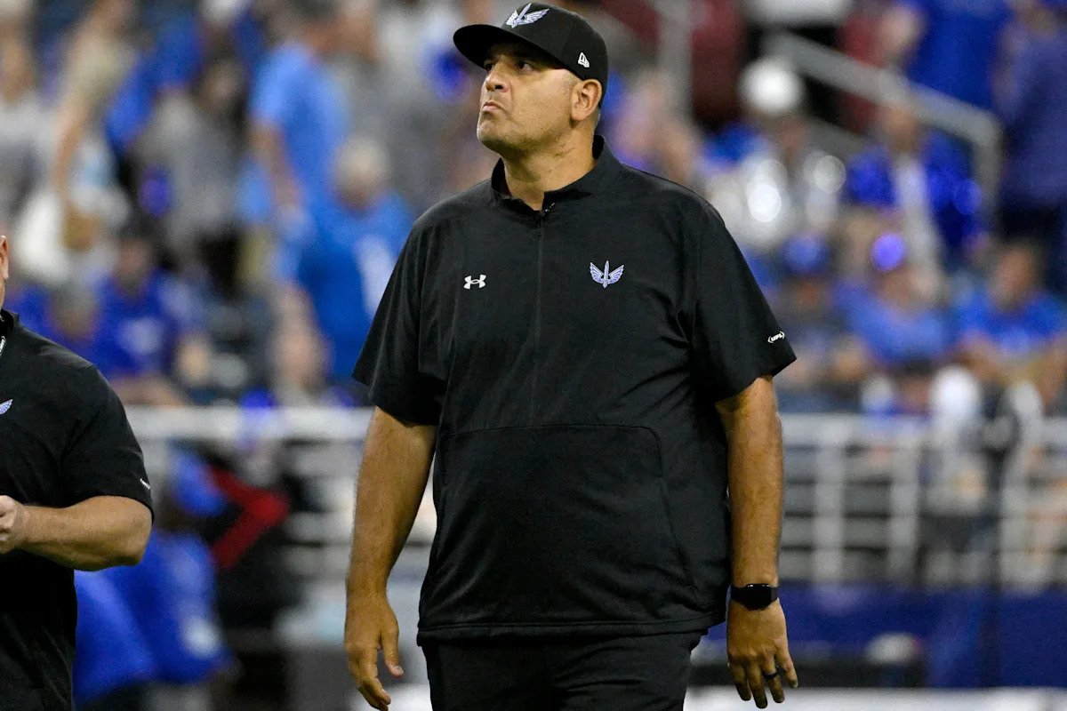 Why Anthony Becht is coaching Storm, not Battlehawks, for 2026 UFL season Why Anthony Becht is coaching Storm, not Battlehawks, for 2026 UFL season