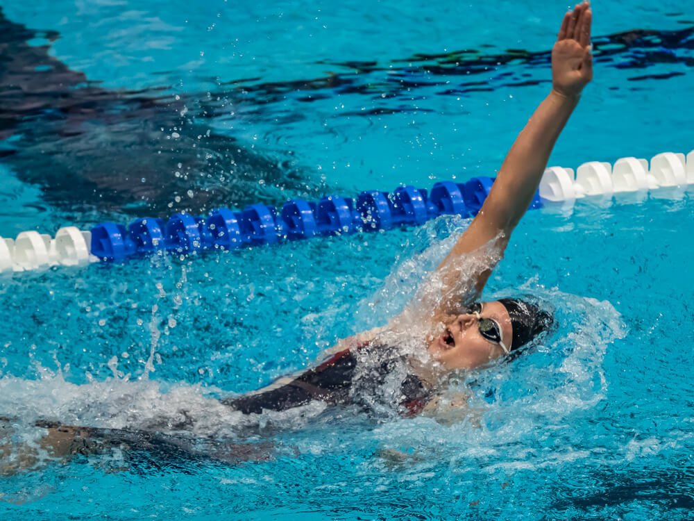 Charlotte Crush, Audrey Derivaux Lead Prelims of 200 Backstroke