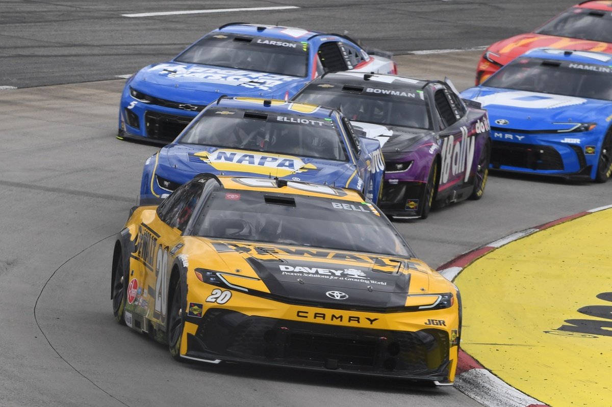 It’s deja vu for Bell and another NASCAR final four dogfight