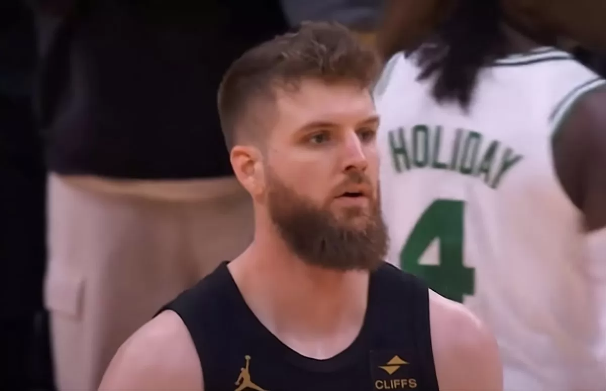 76ers add Dean Wade on four-year contract 76ers add Dean Wade on four-year contract
