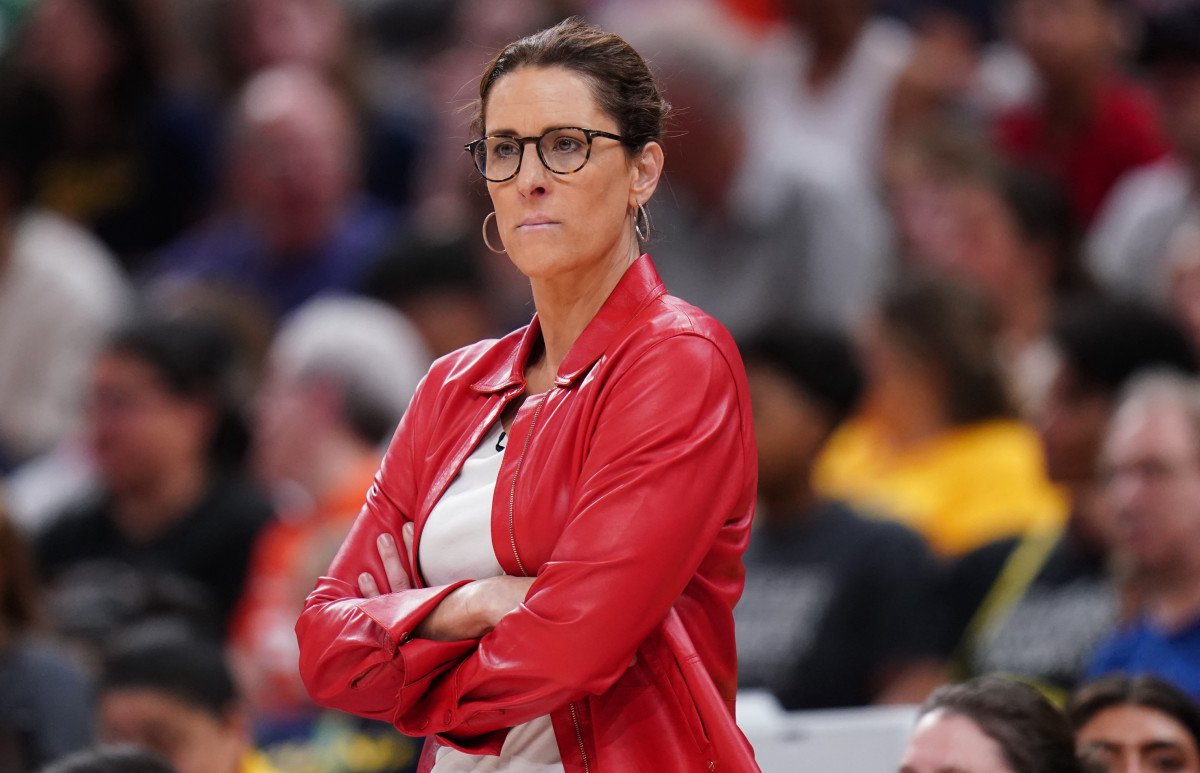 Fever Coach Stephanie White Makes Emotional Statement After Win Against Sky Fever Coach Stephanie White Makes Emotional Statement After Win Against Sky