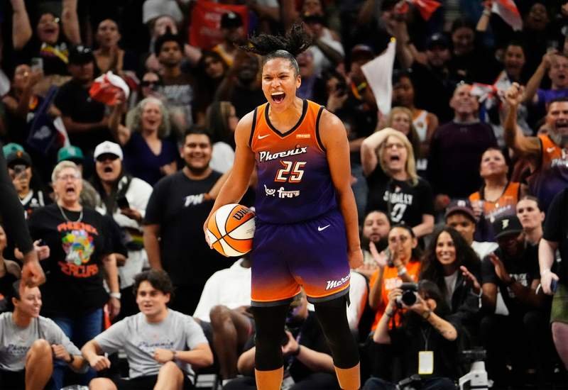 Phoenix Mercury’s next move is obvious as roster decisions loom after CBA agreement Phoenix Mercury’s next move is obvious as roster decisions loom after CBA agreement