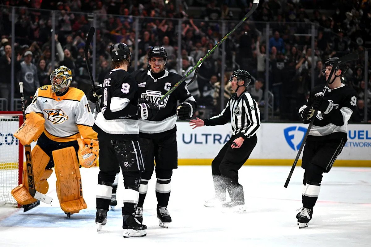 Third Period Rally Falls Short As Kings Lose To Predators Third Period Rally Falls Short As Kings Lose To Predators