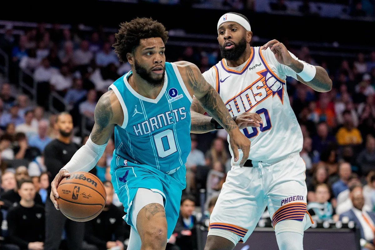 SBN Reacts: The Suns found their power forward but lost something else SBN Reacts: The Suns found their power forward but lost something else