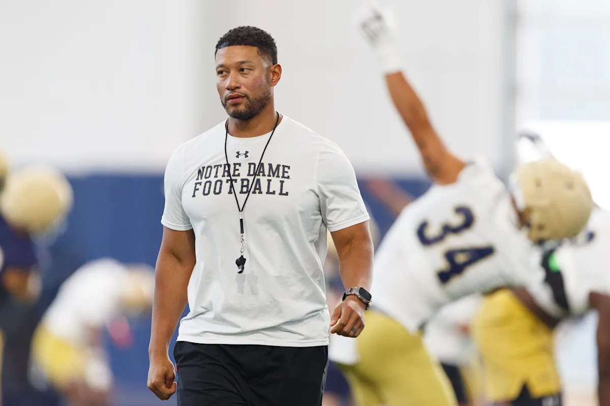 Notre Dame football’s first depth chart of the 2025 season, as they face off against Miami Notre Dame football’s first depth chart of the 2025 season, as they face off against Miami