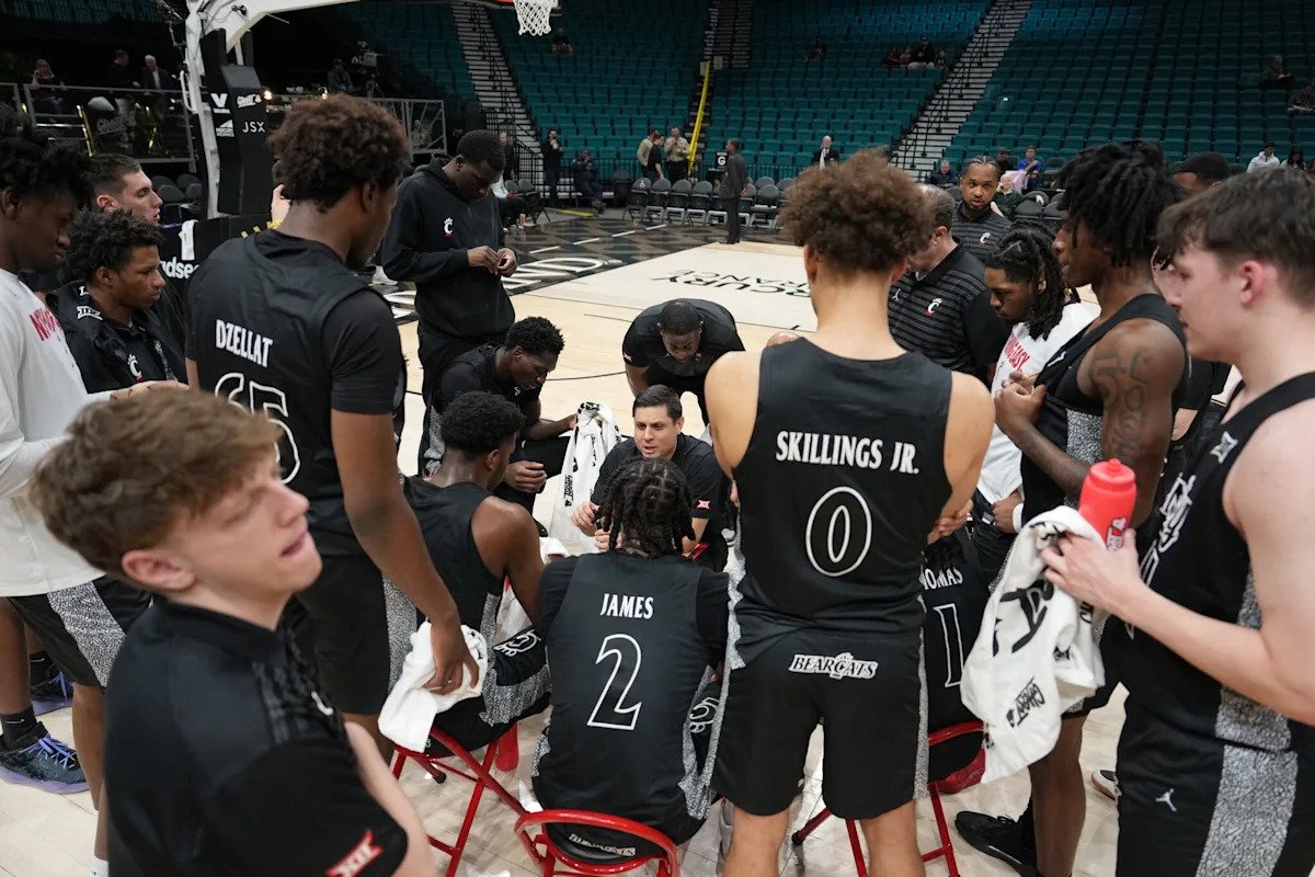 2024-25 Cincinnati Bearcats basketball: Twists, turns while trying to be factor in Big 12 2024-25 Cincinnati Bearcats basketball: Twists, turns while trying to be factor in Big 12