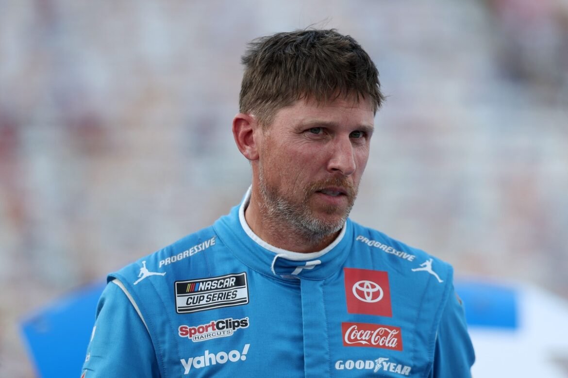denny-hamlin-joe-gibbs-racing-.jpg