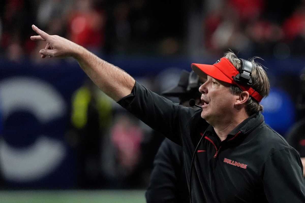 Georgia in Heated Battle With SEC Rival Florida to Land Coveted 6-Foot-8 Player Georgia in Heated Battle With SEC Rival Florida to Land Coveted 6-Foot-8 Player
