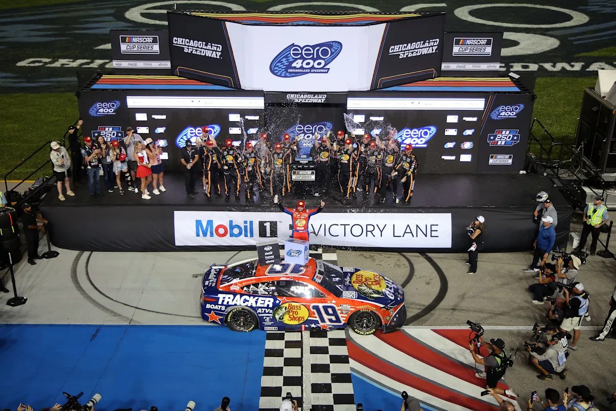 Chase Briscoe leads a Toyota train in NASCAR’s return to Chicagoland Speedway Chase Briscoe leads a Toyota train in NASCAR’s return to Chicagoland Speedway