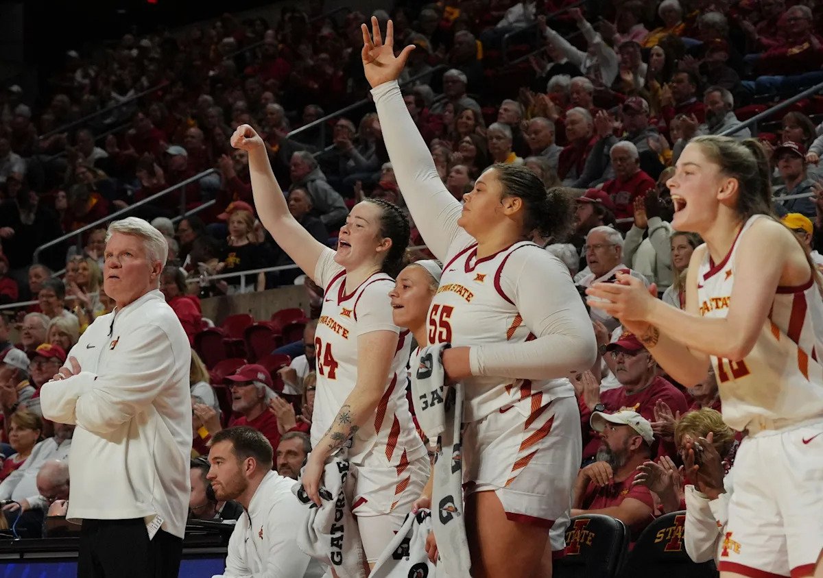 Iowa State to play Michigan in 2026 Women’s Champions Classic Iowa State to play Michigan in 2026 Women’s Champions Classic