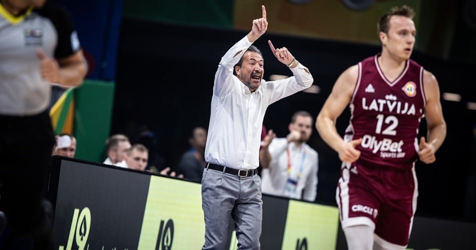 Gianni Petrucci confirms Luca Banchi likely Italy coach Gianni Petrucci confirms Luca Banchi likely Italy coach