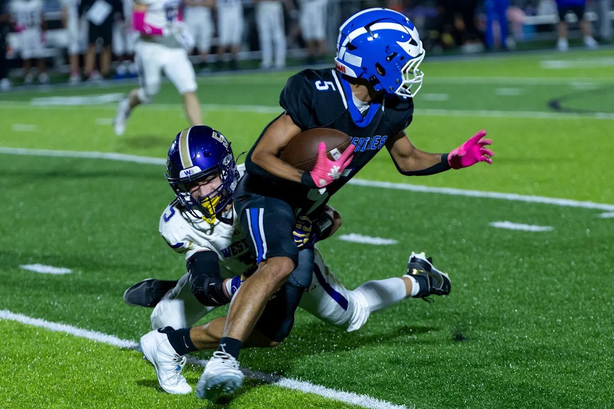 Western Beaver High School football remains composed despite injuries to defeat Ellwood City