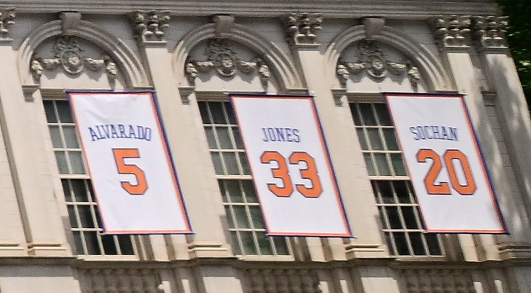 Here’s how New York City Hall mixed up Patrick Ewing’s retired number during Knicks’ parade Here’s how New York City Hall mixed up Patrick Ewing’s retired number during Knicks’ parade